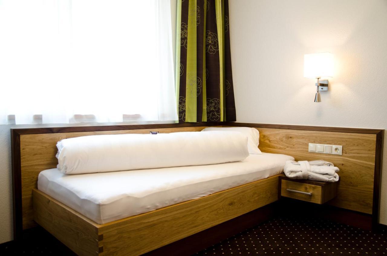 אישגל Hotel Garni Arosa חדר תמונה